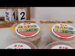 5 estrellas picantes de estilo de Hong Kong Ramen fideos instantáneos con verduras y huevo