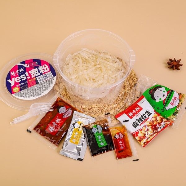 No frito Sí Vermicelli Instantáneo Amplio Con Maní Chongqing Agrio Y Específico Sabor Vidrio fideos mala tang