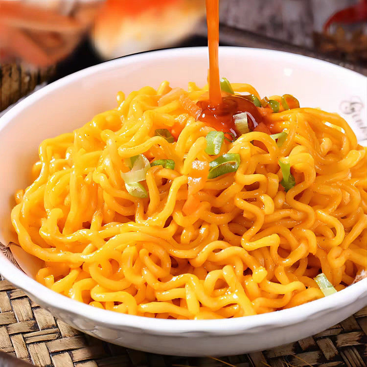 Descubre el sabor auténtico de los fideos orientales perfectos para cualquier restaurante