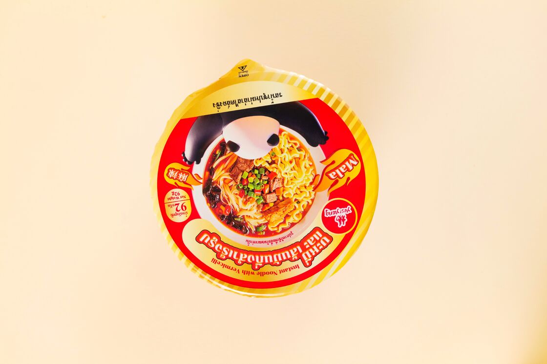 Vermicelli Cup Spicy Noodles Noodles Instantáneos Vida útil 12 meses Perfecto para los canales de venta al por menor y distribución de alimentos
